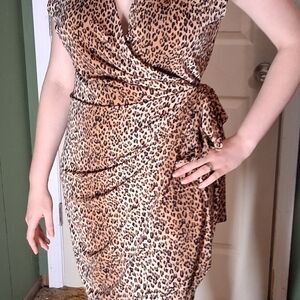 Lark & Ro Animal Print Midi Dress